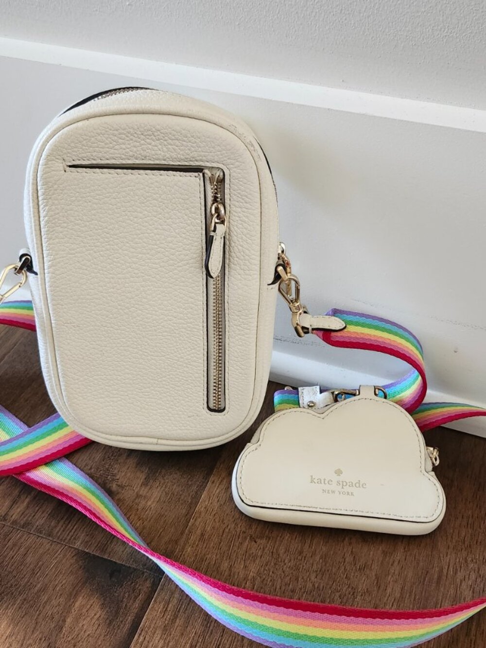 Similar items See all Kate Spade Juliette Crossbody Bag Light Sand Pebbled Leat - Picture 3 of 14